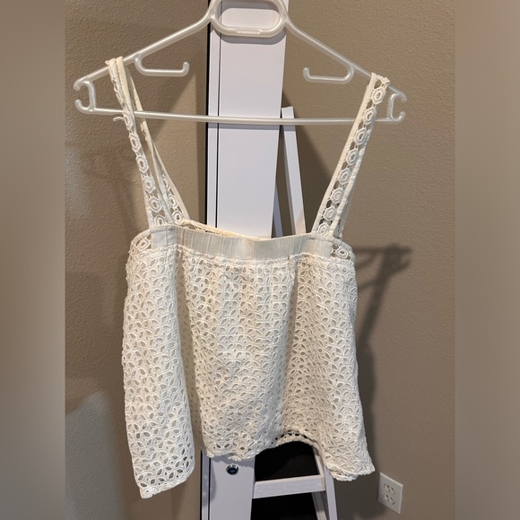 Amazing lace pattern elastic bust sleeveless top - Picture 3 of 5